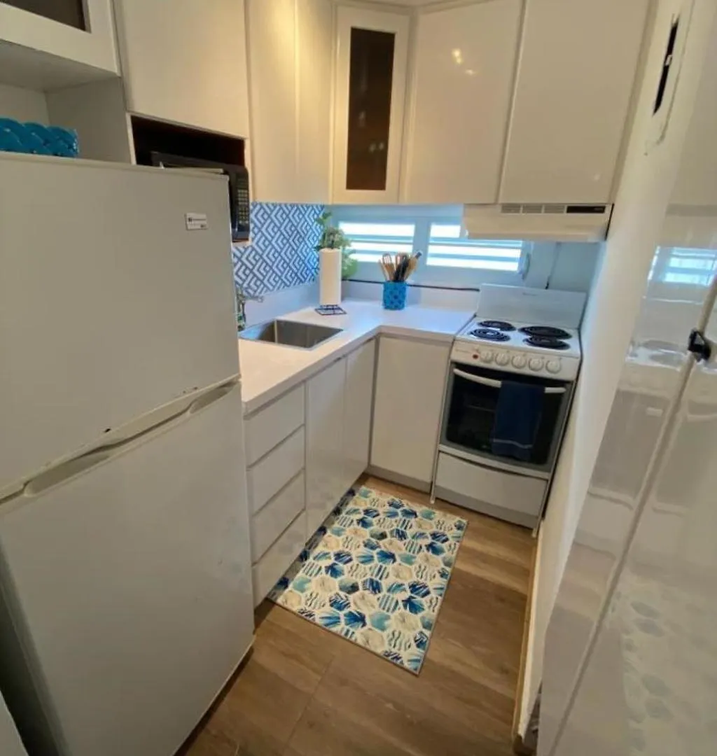 Kasa Galicia Beachfront Studio Pool Beach Access San Juan 0*,  Porto Riko